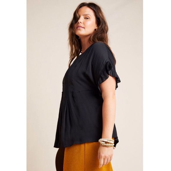 Dolan Pleated Back Buttondown Blouse NWT M - Picture 3 of 8